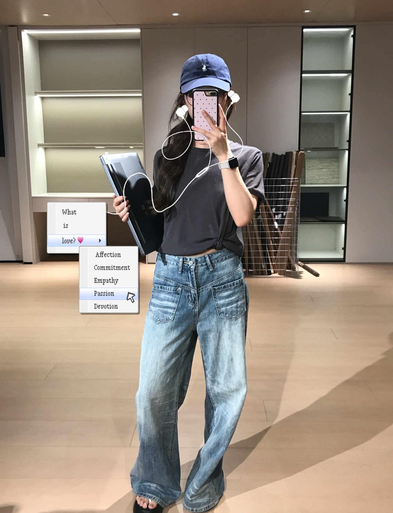 通勤人狂喜 素颜随便穿158 原相机实况👖
上衣太透气了直接两个颜色拿下。百搭