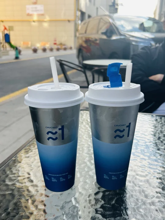 朋友说有一家奶茶做的像在牧民家里喝的一样