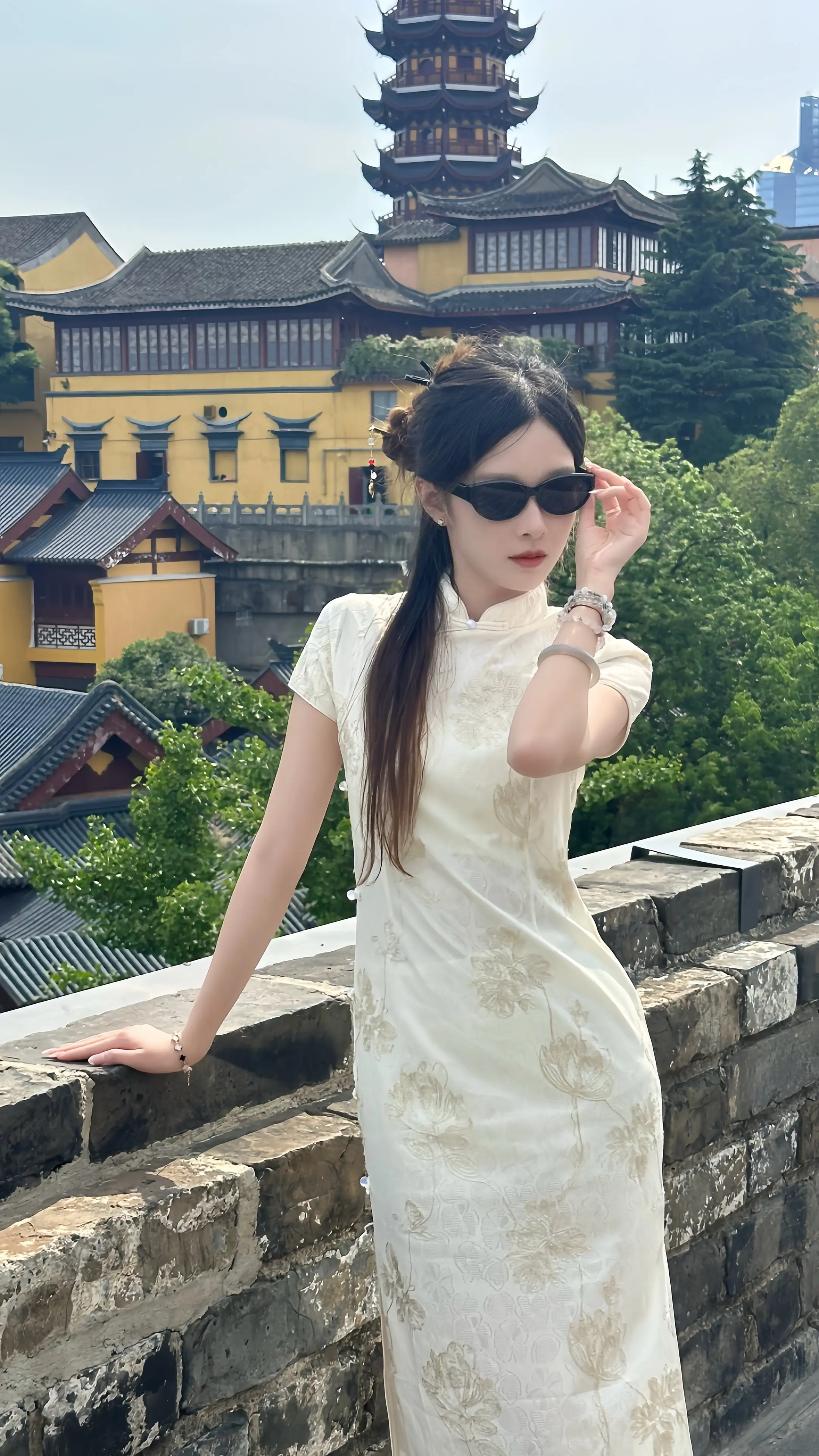 说爱我 让我听听鬼话 拍照
