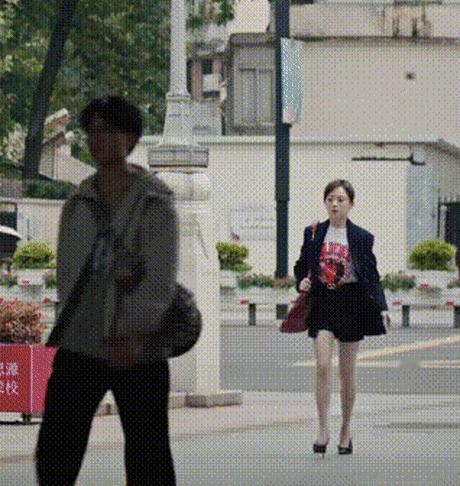 孙俪身材状态绝美！这白嫩的大长腿，可真漂亮，孙俪霸占着女一号是有道理的，状态说回