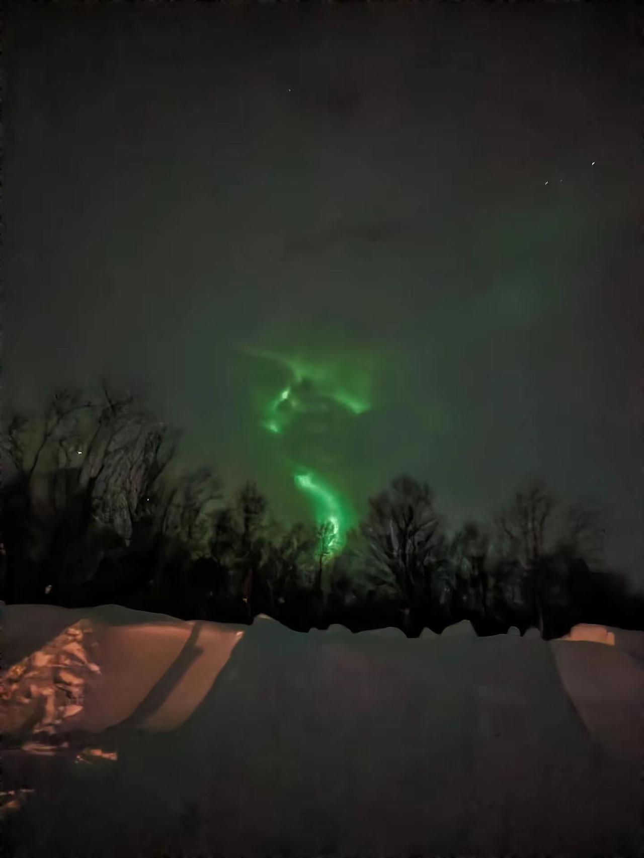 人生怎么错过这美景。摩尔曼斯克极光，我追到了。摩尔曼斯克摩尔曼斯克追光摩尔曼斯克