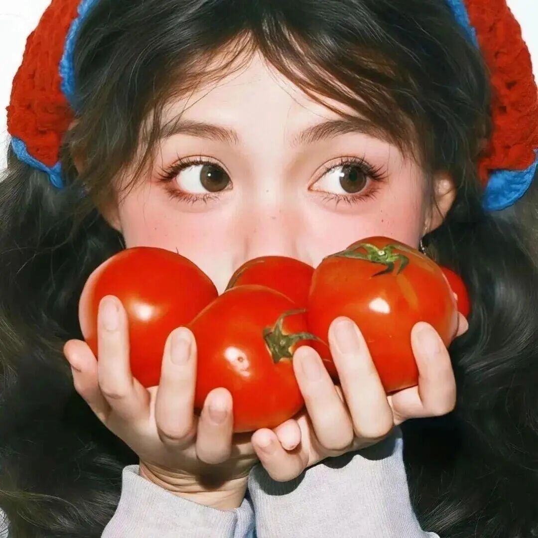 𝗪𝗲𝗖𝗵𝗮𝘁头像 ‖女生头像‖氛围感‖优质女头‖小众高级 ‖无水印女