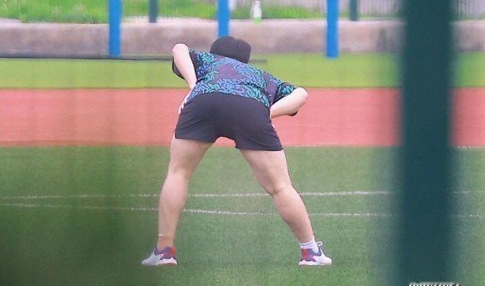 热爱⚽的🐼樊振东 [吃瓜群众] ​​​