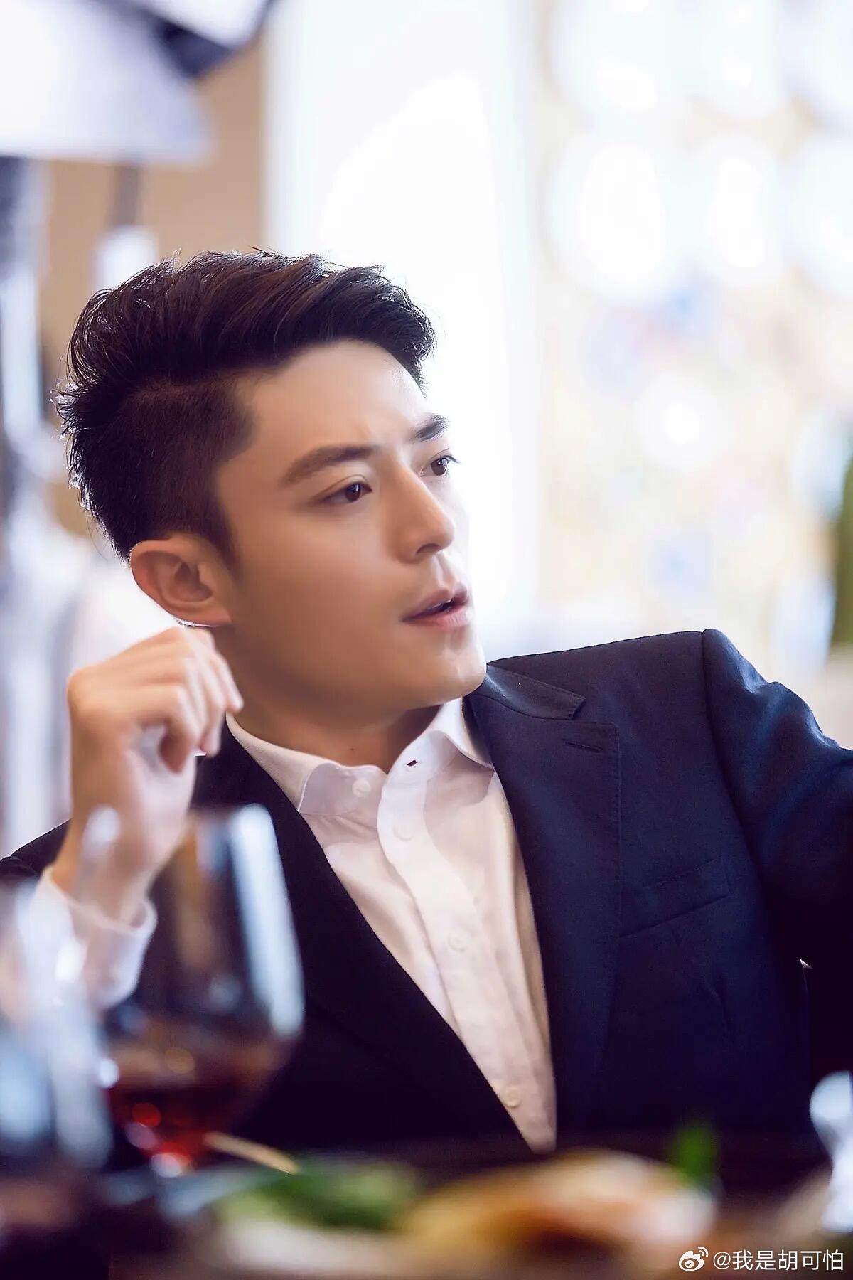 天涯四美霍建华，在家遭遇亲闺女颜值滑铁卢啊林心如称女儿没承认过霍建华帅