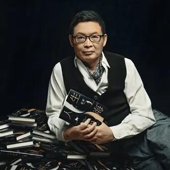 麦家说过一段话：“我从不去管别人背后怎么议论我，人生就这么几十年，宝贵得要命！我