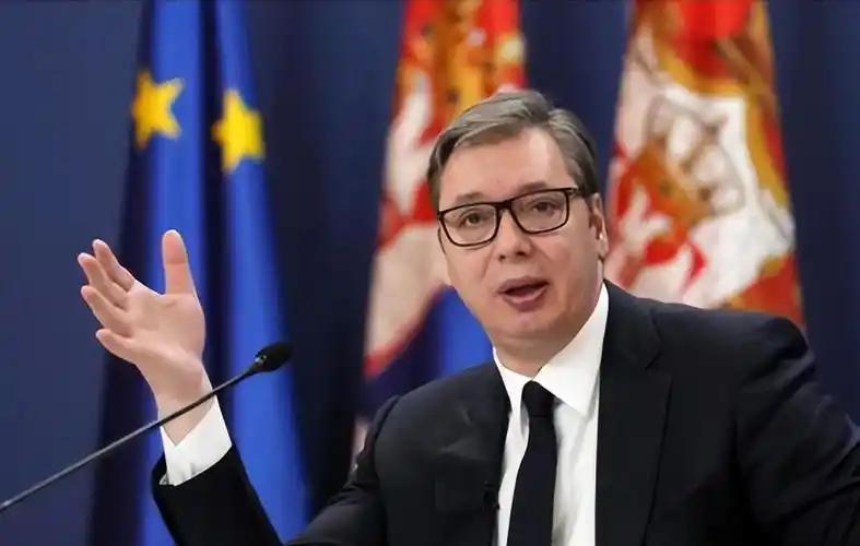 武契奇被逼到墙角，中国要拉老朋友一把。

克罗地亚一关油阀，塞尔维亚差点就断气了