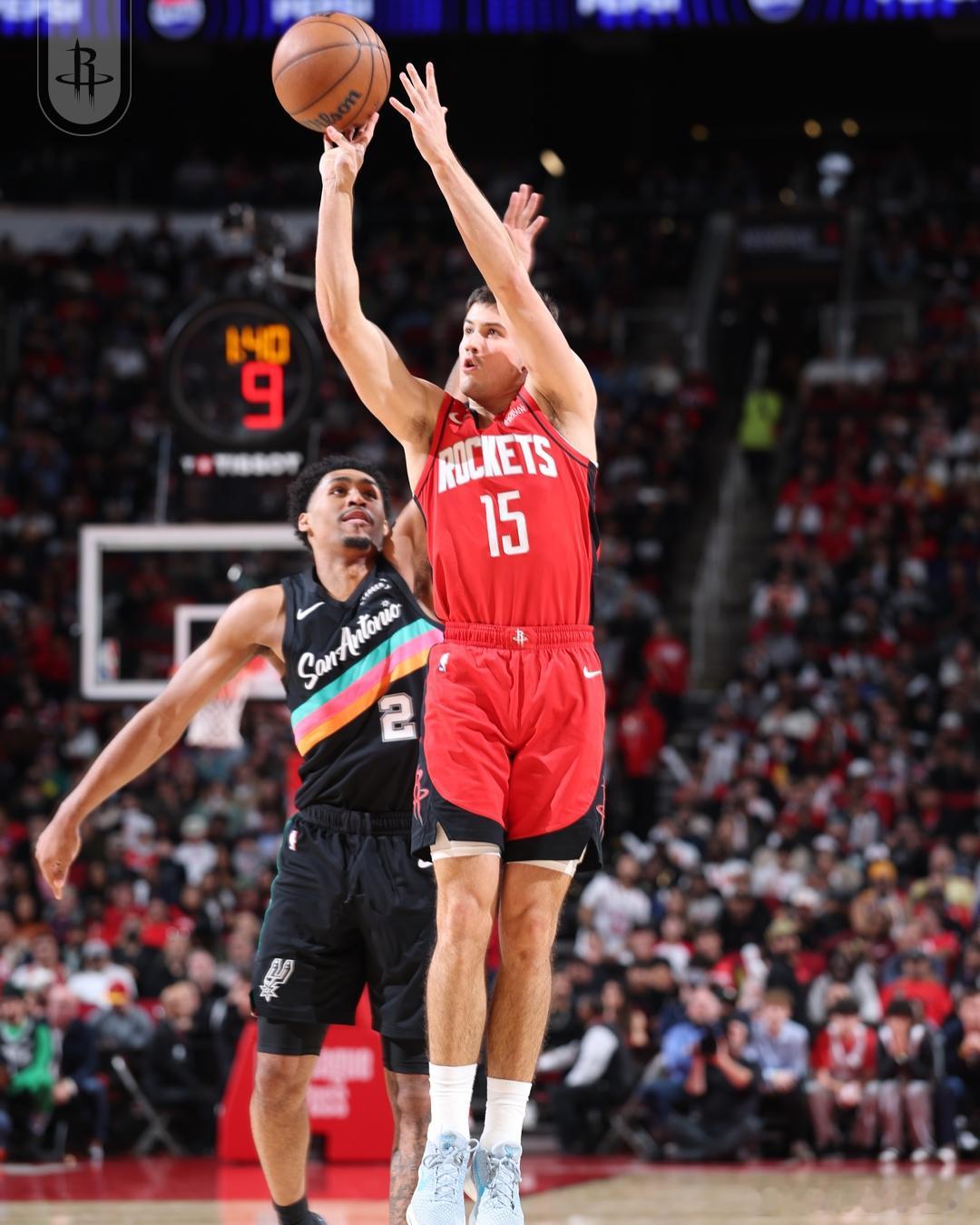 火箭16分逆转马刺谢泼德末节狂飙 西南区内战，火箭16分大逆转胜马刺！ 火箭队的