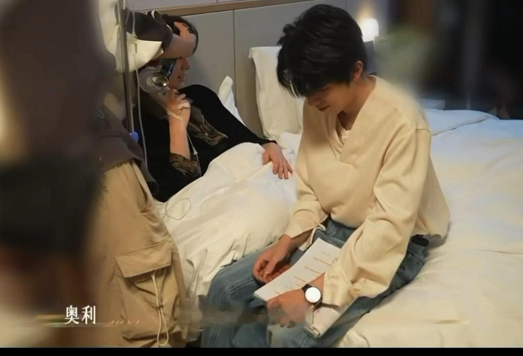 lsy：  酒量可以啊lty：比你强点lsy：呦～lty 我感觉你还是不够了解媛