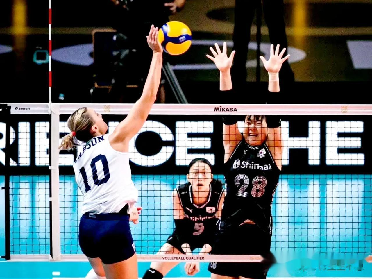 巴黎奥运会女排资格赛C组第四轮比赛结果、小组实时排名:
9月20日
 C组(波兰