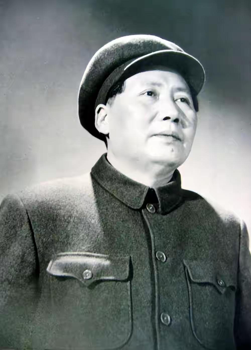 1953年朝鲜停战，彭德怀与美军司令签字，李克农：不行，分开签？

这事儿传得有