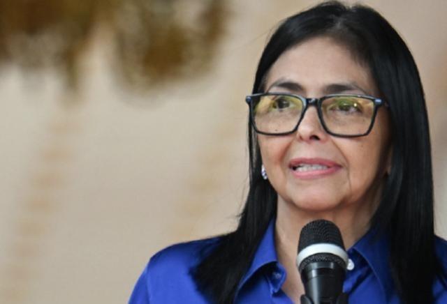 现在可以把确定一件事，那就是委内瑞拉已经跪了，而且是完全跪了，不留余地地将整个国