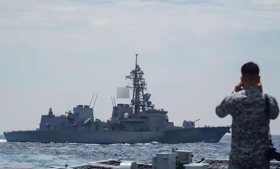 想要偷袭？日本战舰闯入台海峡，我国发布高等级严厉警告 
 
4月17号当天，一条