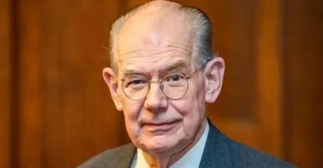 美国为什么如此“仇视”中国？美国国际关系专家直言：因为中国犯了一个原则性错误，不