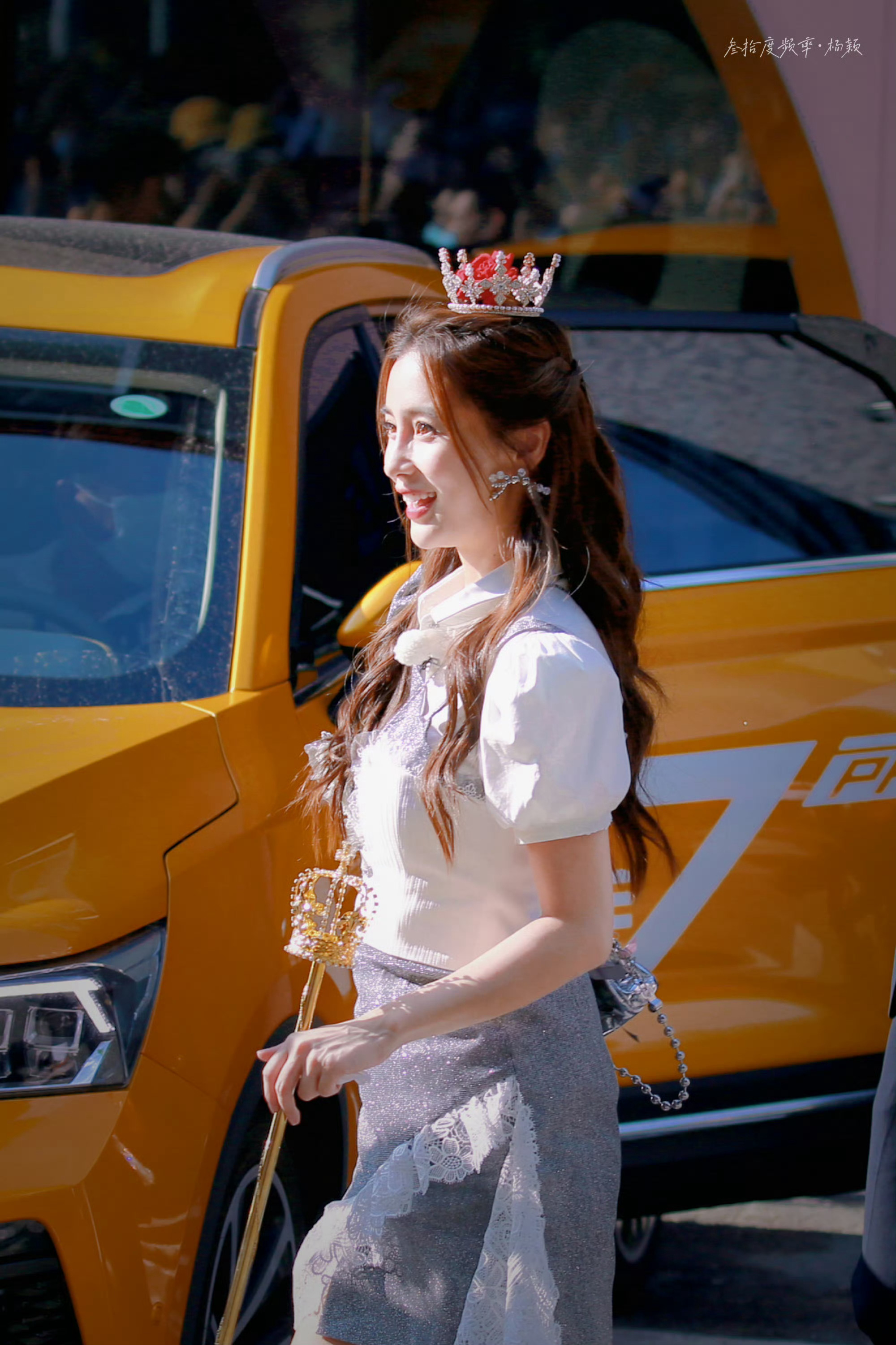 angelababy angelababy “希望编织你的模样，心跳为你演奏篇章