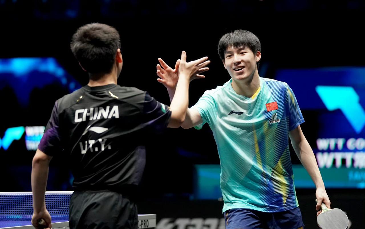 小温加冕“双冠王”!
2026年WTT太原常规挑战赛，温瑞博无疑是国乒最大亮点，