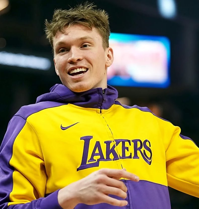 据报道，湖人将在交易期再次兜售克内克特，以寻求对轮换阵容的升级。上赛季，克内克特