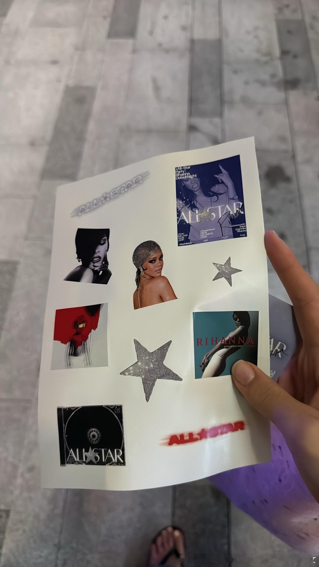 昨天还受到charlotte邀请去了她主办的蕾哈娜主题party不想回家换衣服穿