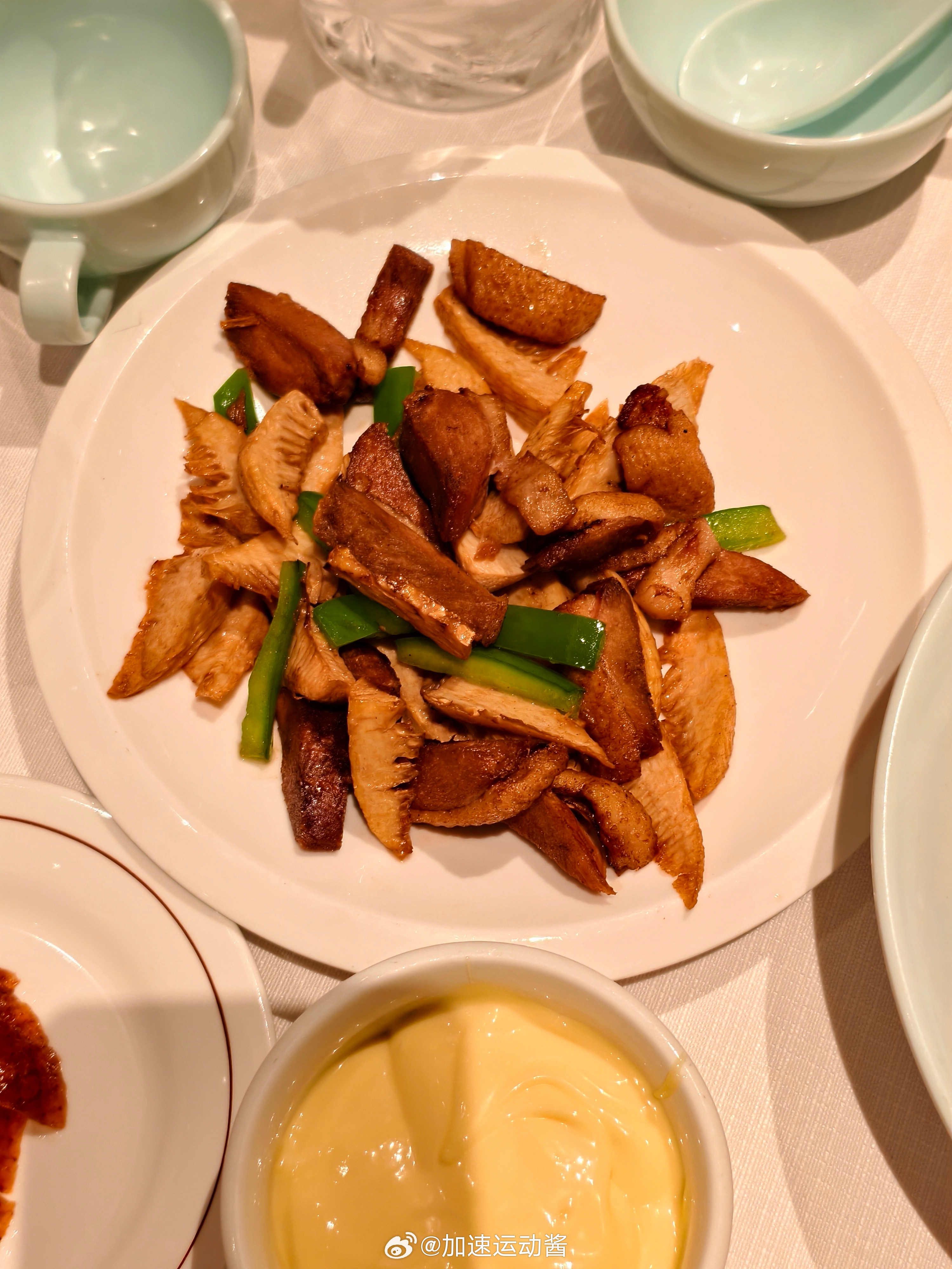 来北京标配，全聚德北京烤鸭需要排队的旗舰店真的口味一绝全聚德美食分享美食时刻