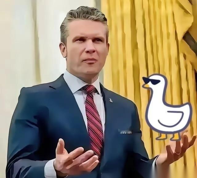 美军基地，刚出了个让所有士兵脊背发凉的命令。国防部长直接宣布：从现在起，所有士兵