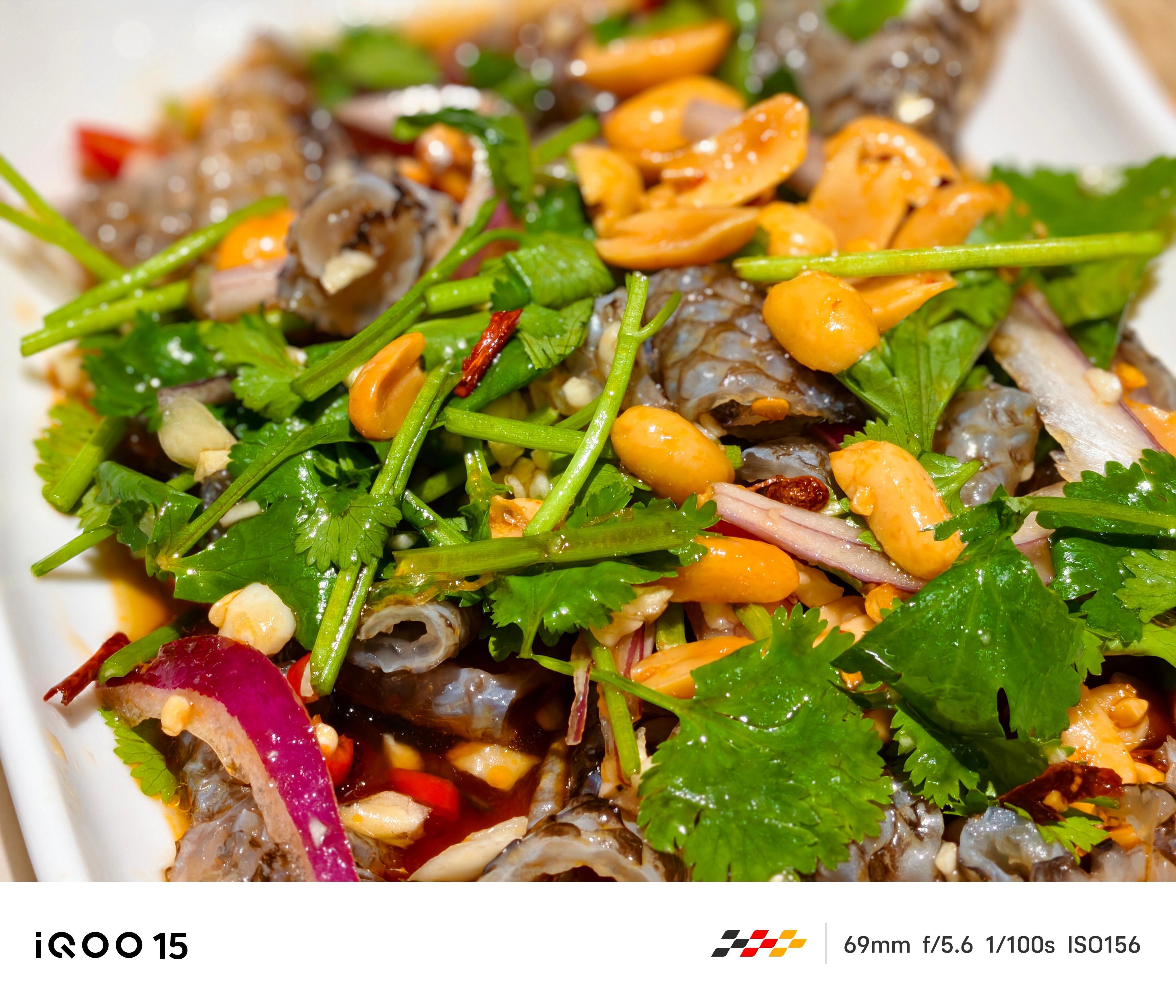 📷iQOO 15拍照挺好的一台性能手机，夜景表现尤其不错，有当初iQOO 12