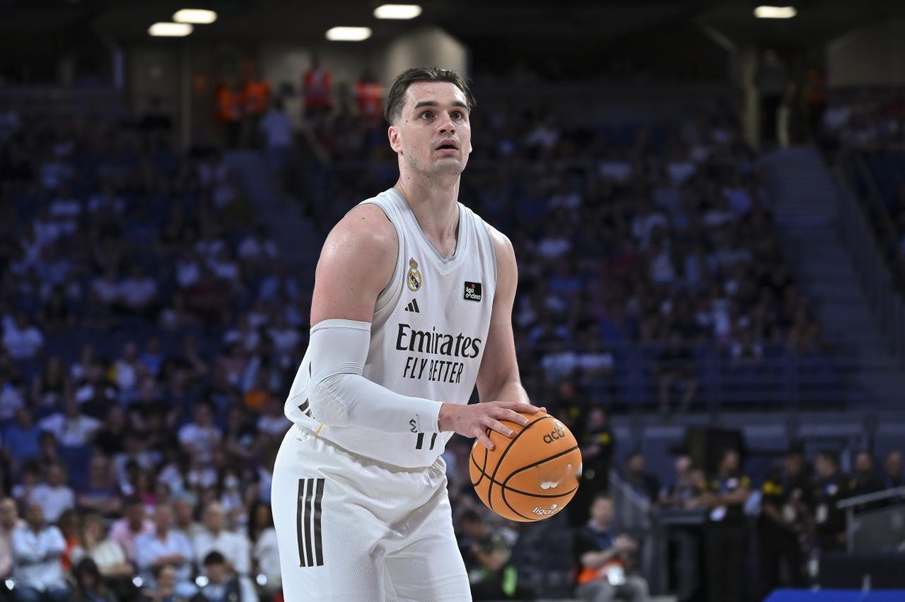 骑士终于签下“海外版MVP”！前锋海佐尼亚时隔六年重返NBA，这次他选择穿上骑士