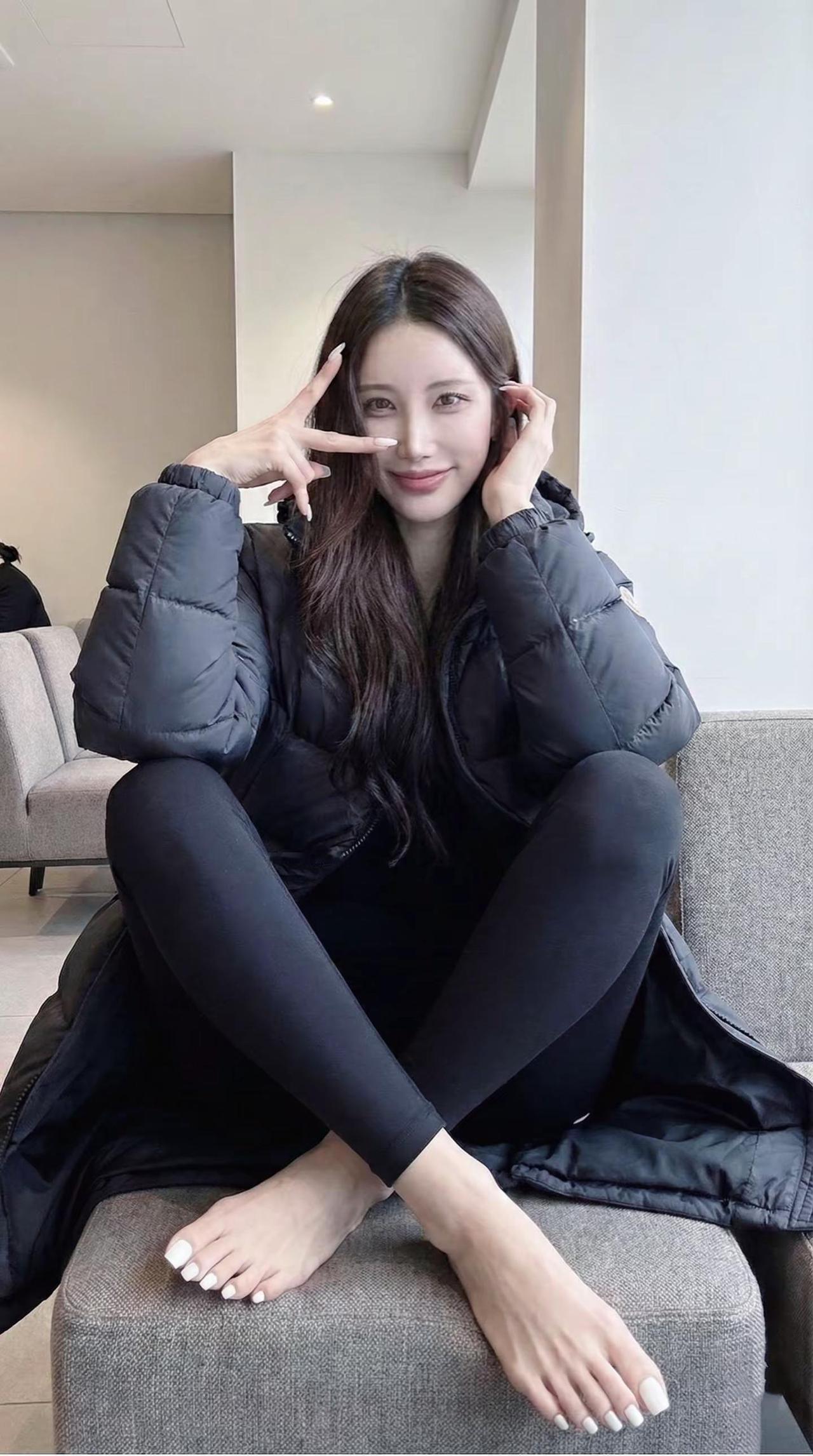 其实我一直很坏，只有爱我的人才觉得我可爱。游乐园拍照