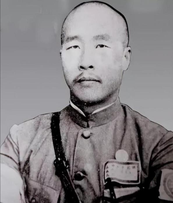 1938年，韩复榘被老蒋诱杀后，最意难平的是他的二儿子：韩子华，当时他年仅15岁