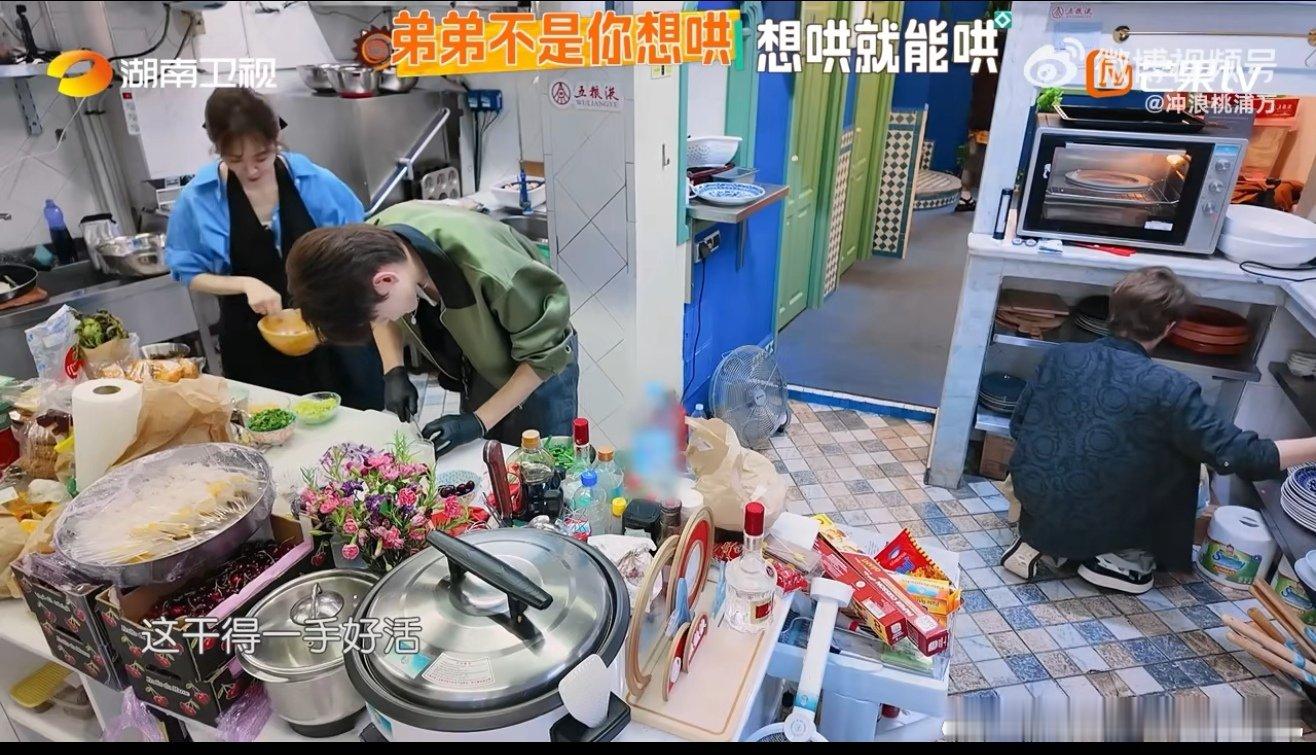 翟潇闻不愧是演过难哄的中餐厅名场面中餐厅翟潇闻[超话] 不得不夸，翟潇闻在《中餐