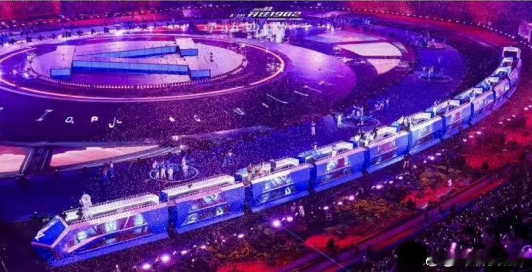 张杰我们的斗转星移不愧是张杰！“斗转星移”舞台斩获法国设计金奖，全球仅1%获奖率