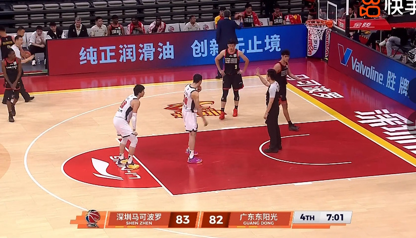 深圳和广东队在比谁更菜上的争夺已经进入白热化了~~深圳男篮vs广东男篮