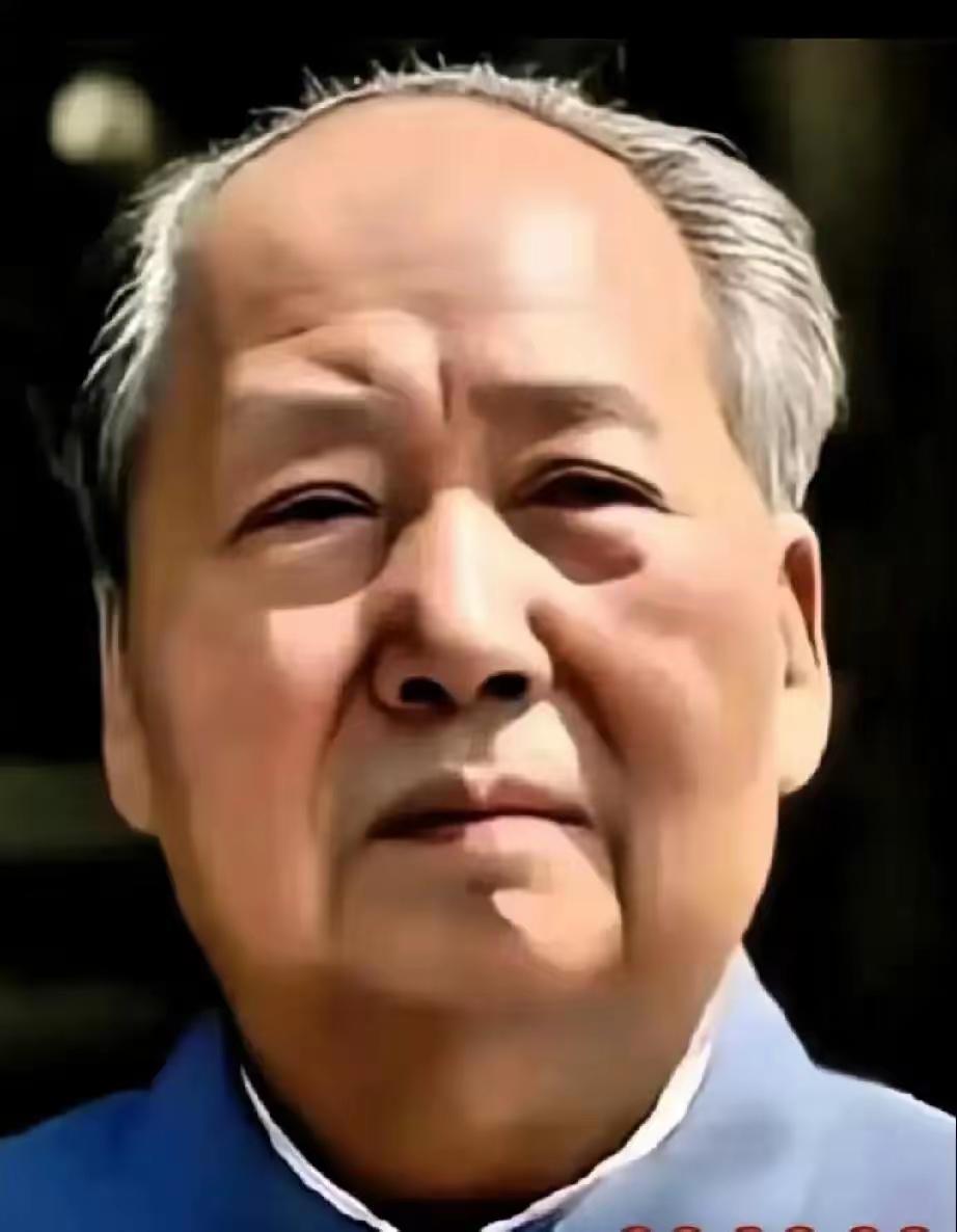 伟人胸襟昭日月，千秋功业照山河。

毛主席的精神，就藏在普通人的日子里，刻在一辈