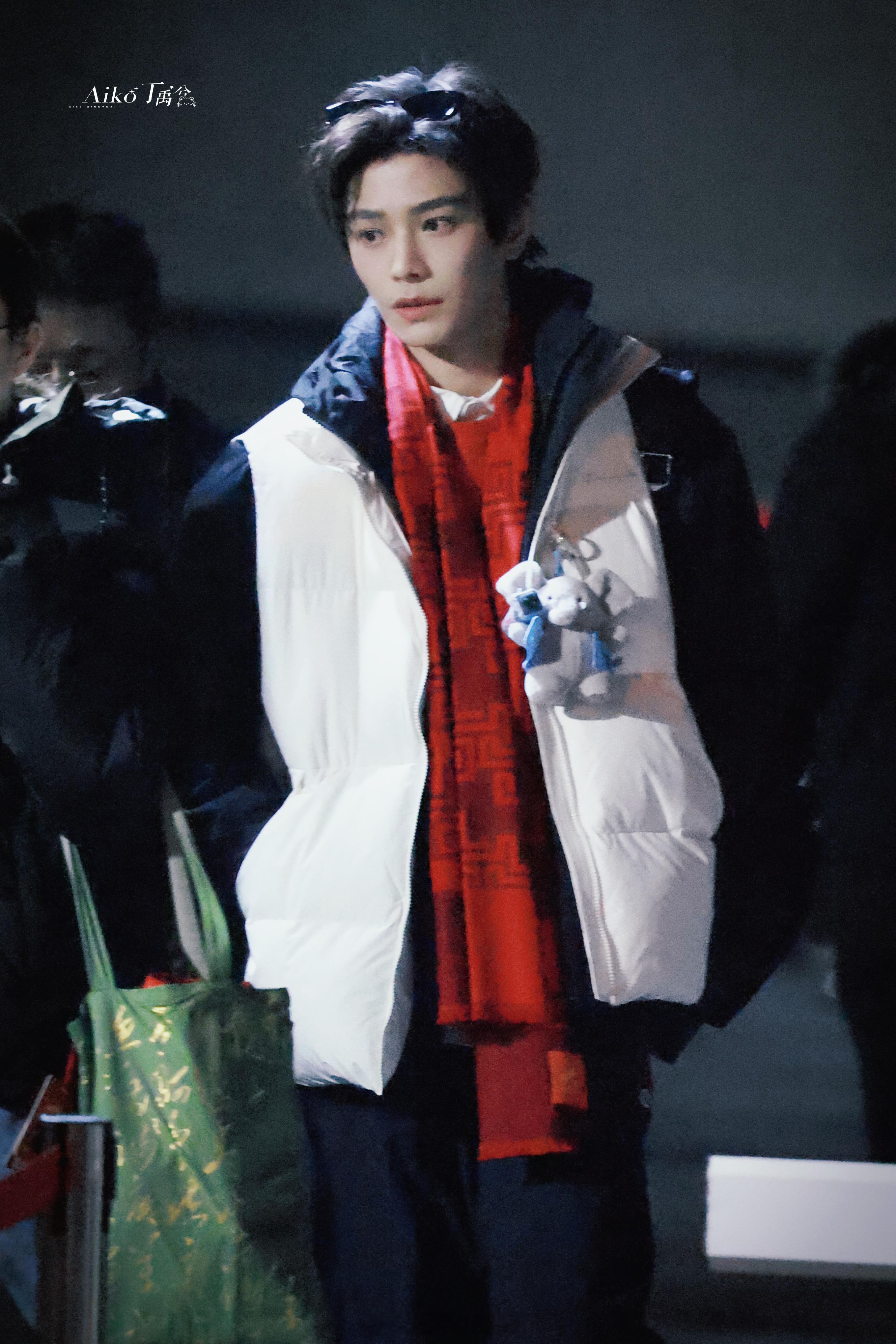 丁禹兮央视春晚第三次联排下班路透来了呀！真的好帅呀！春晚彩排