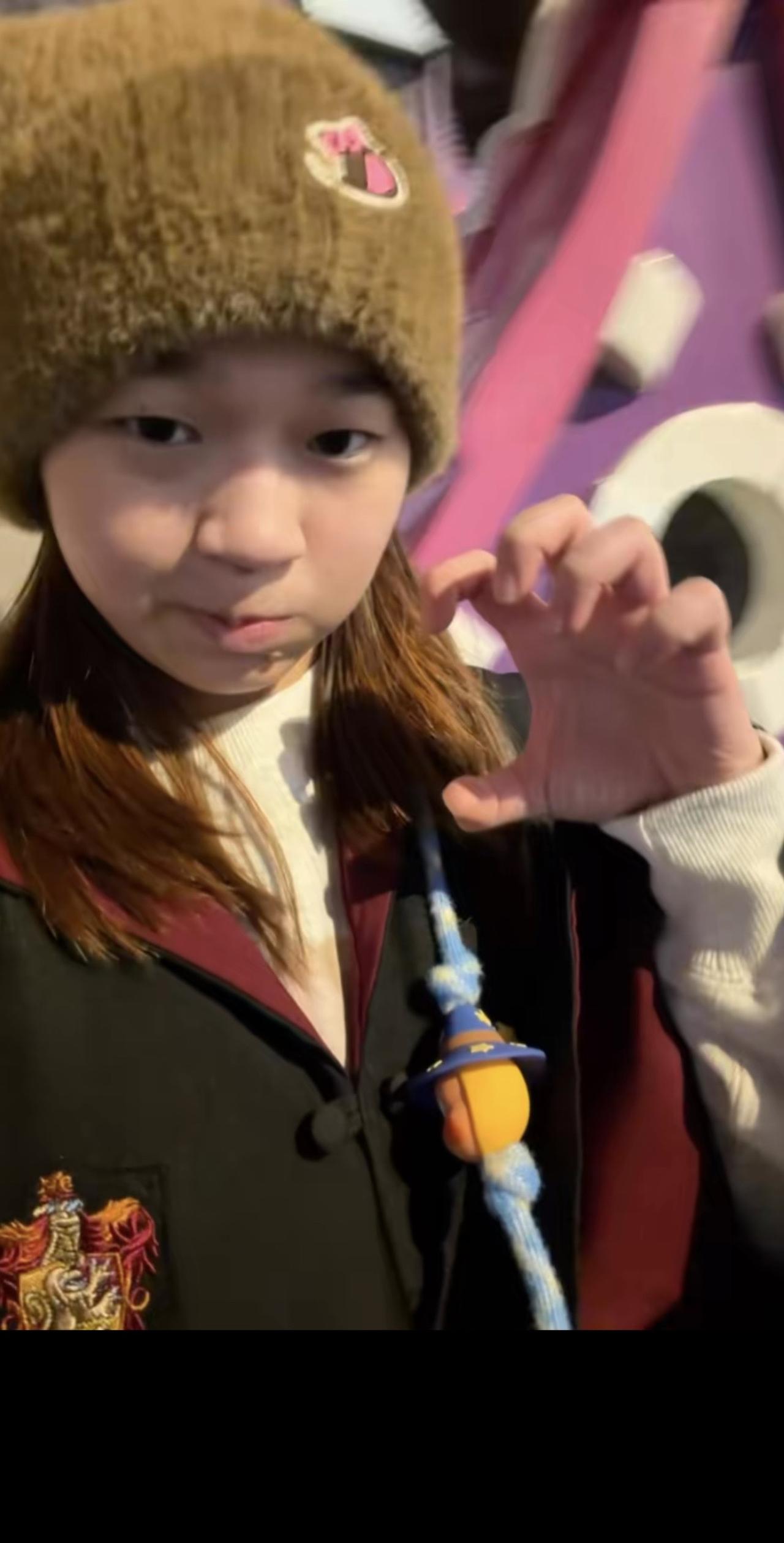，每天时刻看着全红婵妹妹能更新作品，大家都很喜欢她，都盼望全红婵像以前一样时刻更