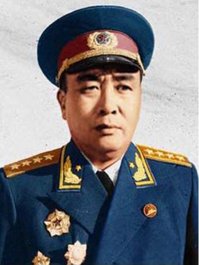 谭政 (1906年6月14日-1988年11月6日)，原名谭世铭，号举安，190