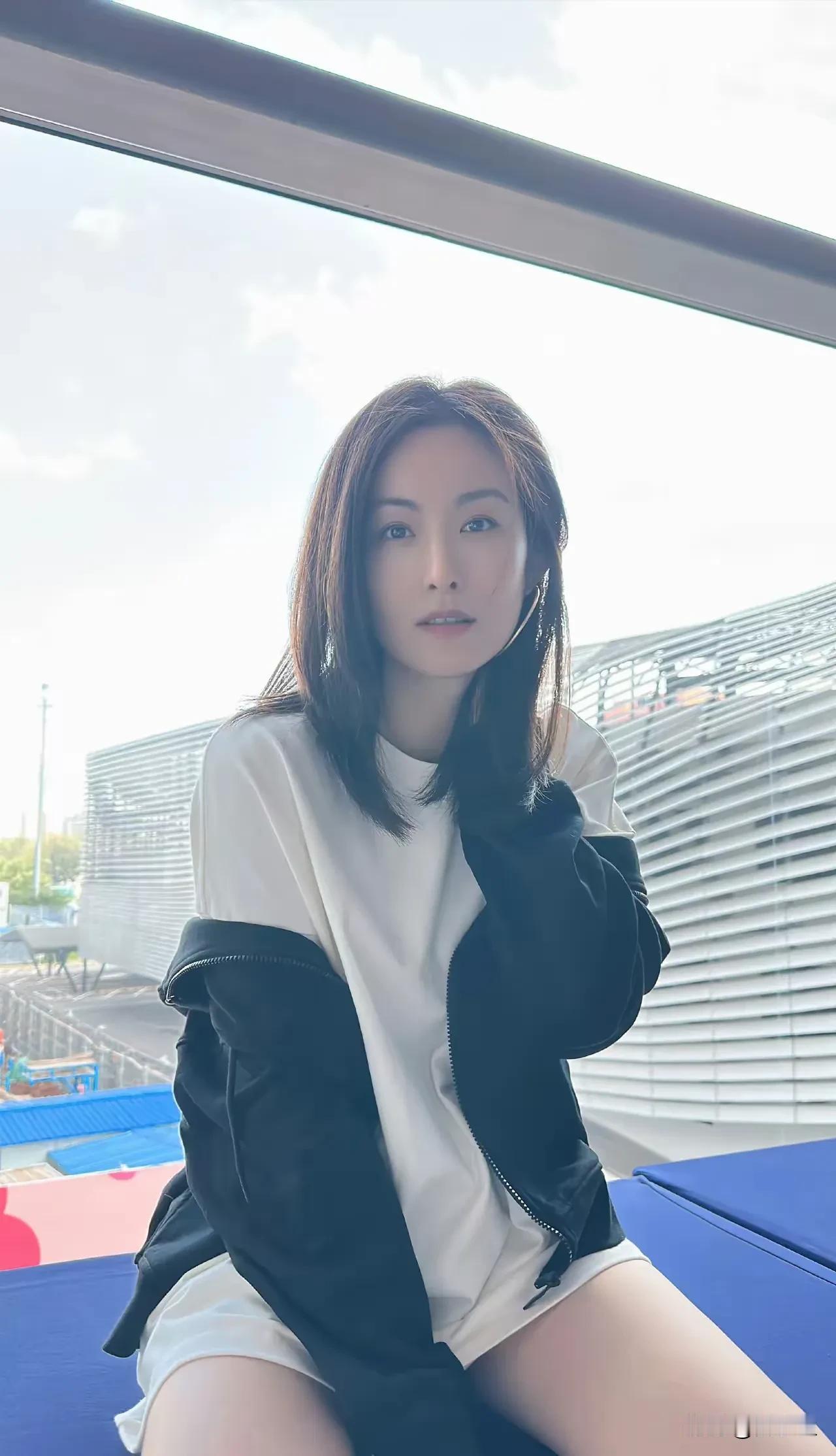 #哪些事无聊但又有意义呢#
人生天地之间，若白驹之过隙，忽然而已。