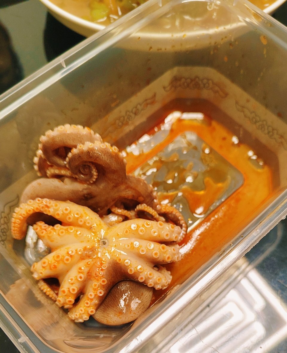 男的去超市买了这个回来妈呀，第一次这么近距离看它看得我鸡皮疙瘩都起来了孩子让我吃