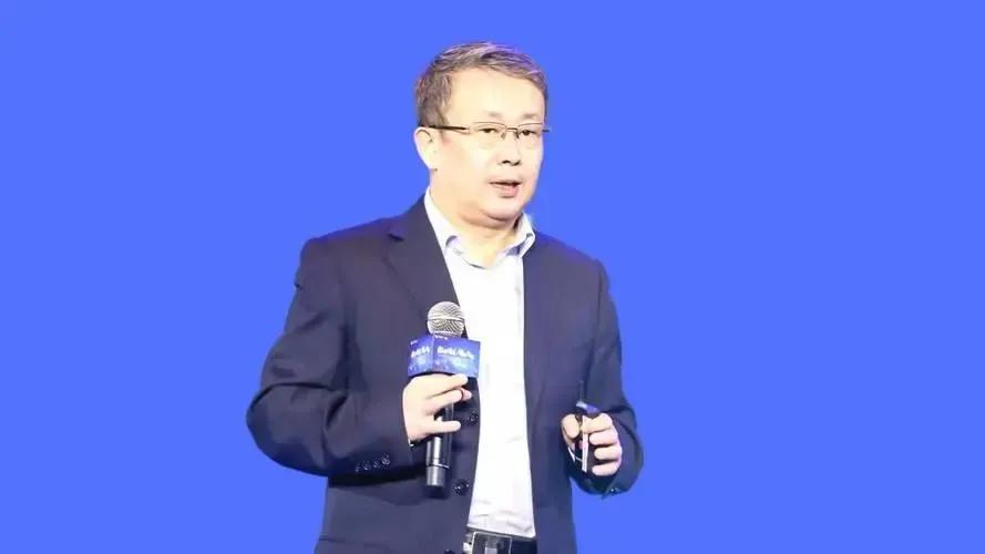 【项大师也是相信美国教育与就业】
口口声声我们已经超越美国，很多“恨国党”根本不