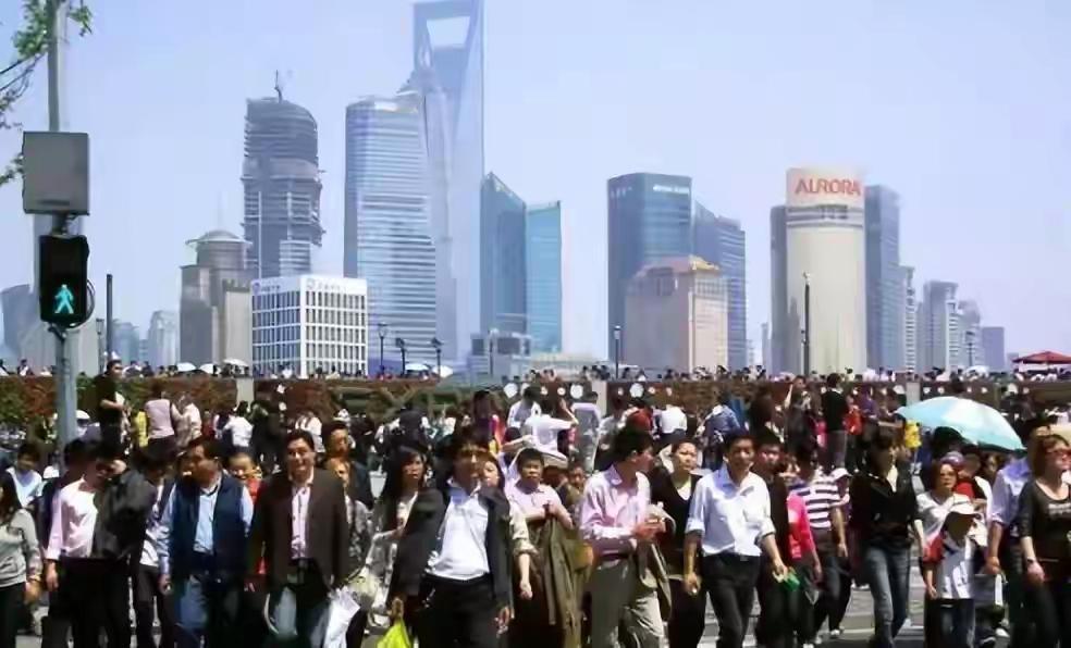 千万人口城市再扩容！背后信号你看懂了吗？


这不仅仅是一个数字的跨越，更是一场