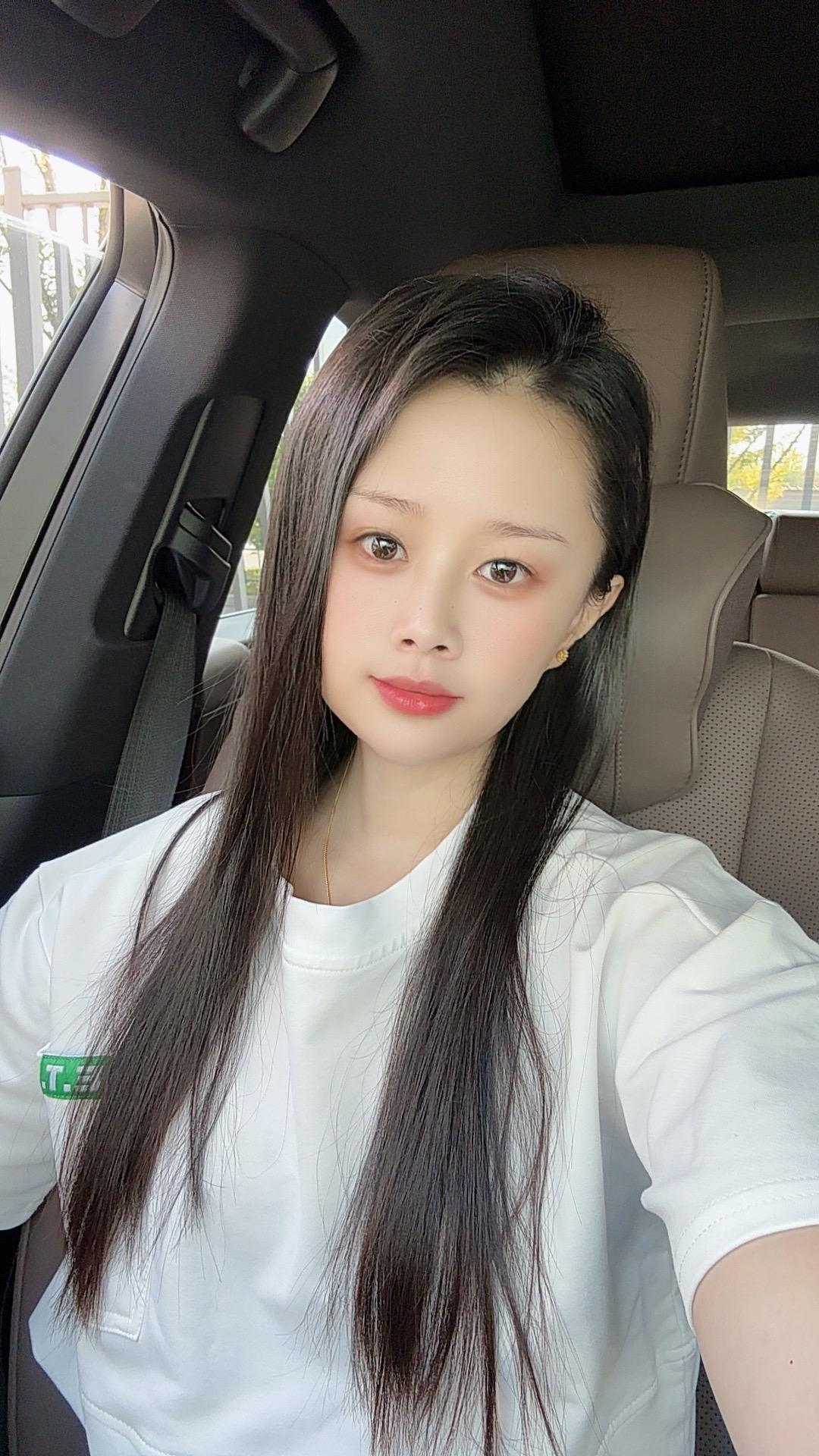 如果赚钱连自己喜欢的东西都舍不得买，那么赚钱的意义又是什么呢?不要太过...