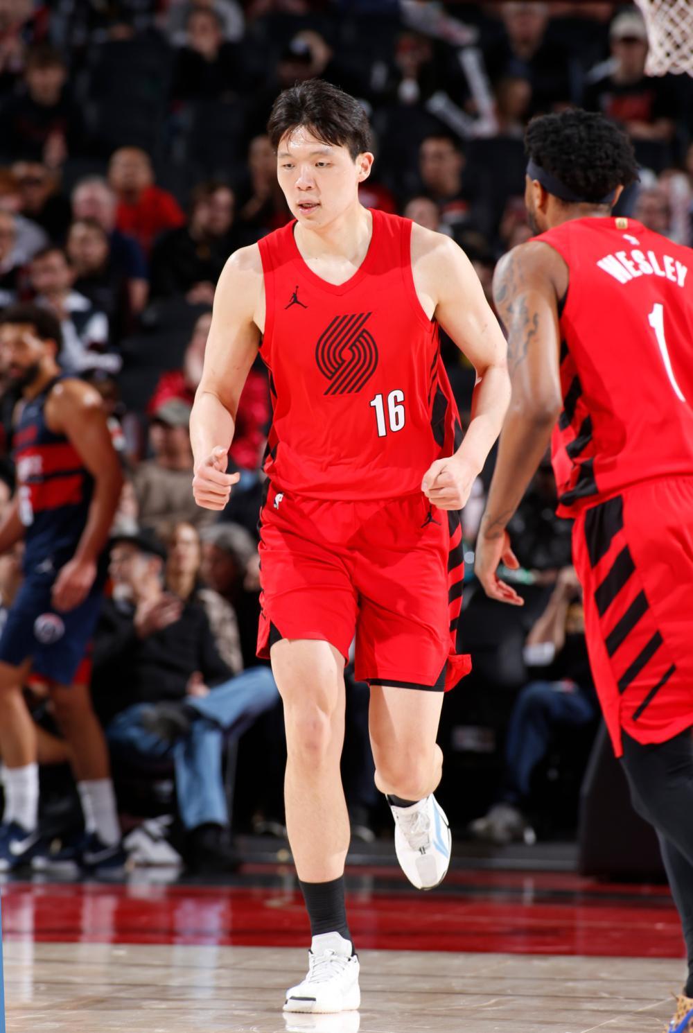 北京时间3月30日，NBA常规赛再战一场，开拓者主场123-88轻取奇才避免连败