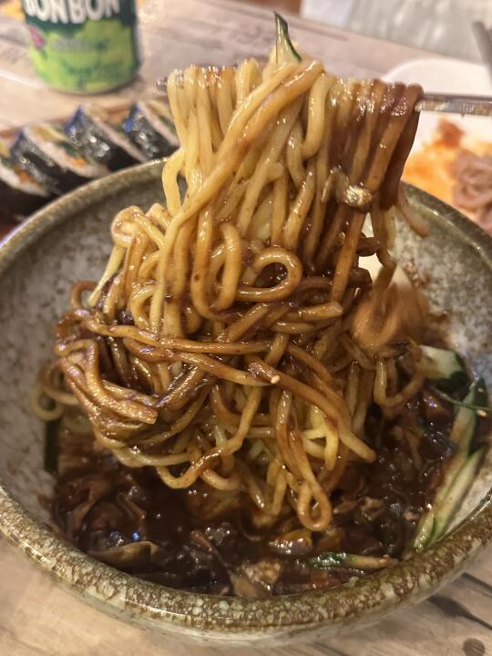 株洲（very very好吃的🍜炸酱面！）