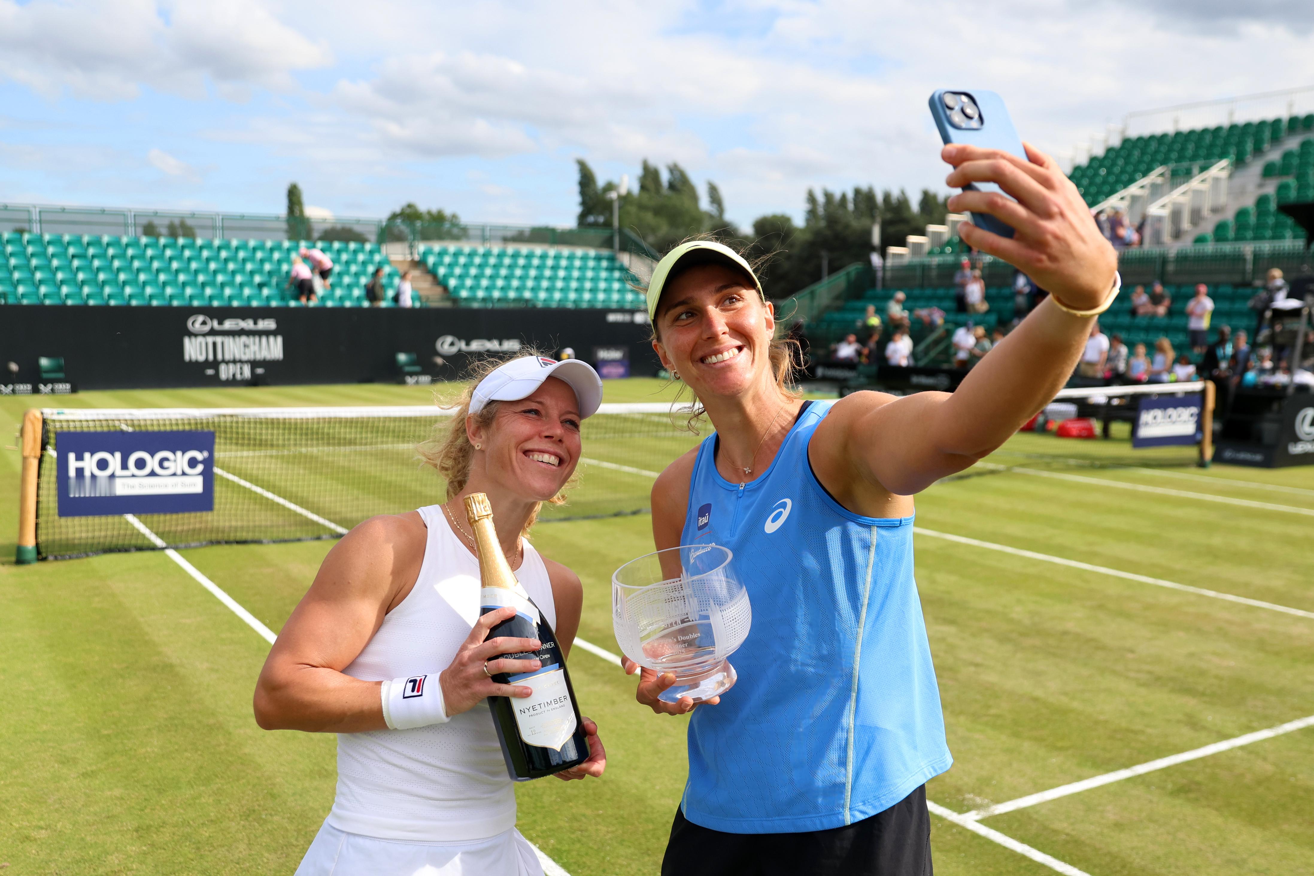 WTA250诺丁汉站双打冠军出炉🏆 双打决赛，3号种子玛雅/西格蒙德以6-3 