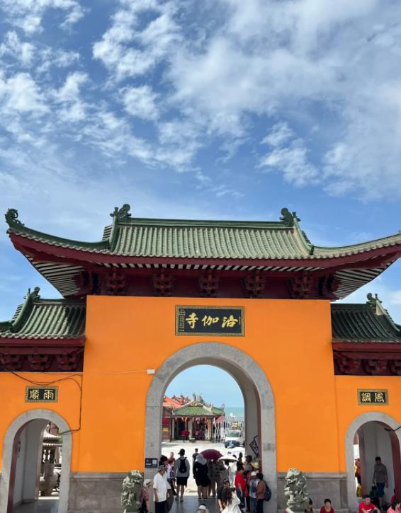 2030年充电桩破4000万，电车真没焦虑了？
亲爱的朋友们大家好，我是海林小百