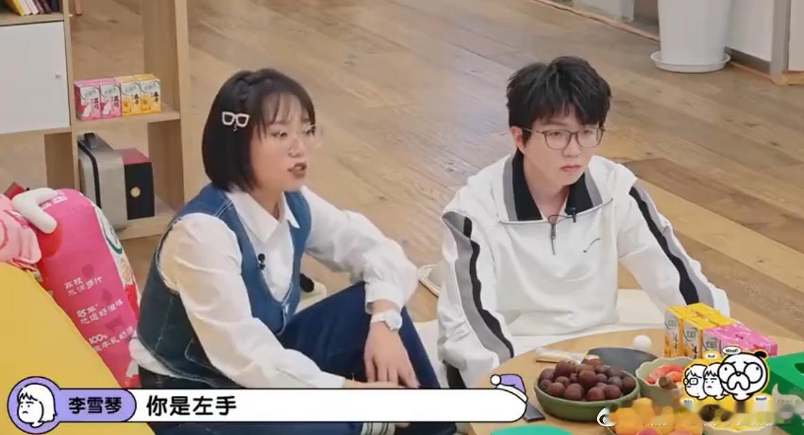 #为什么左撇子更适合打乒乓#左手反应，速度也会更加快，怪不得更加适合打乒乓球 ​