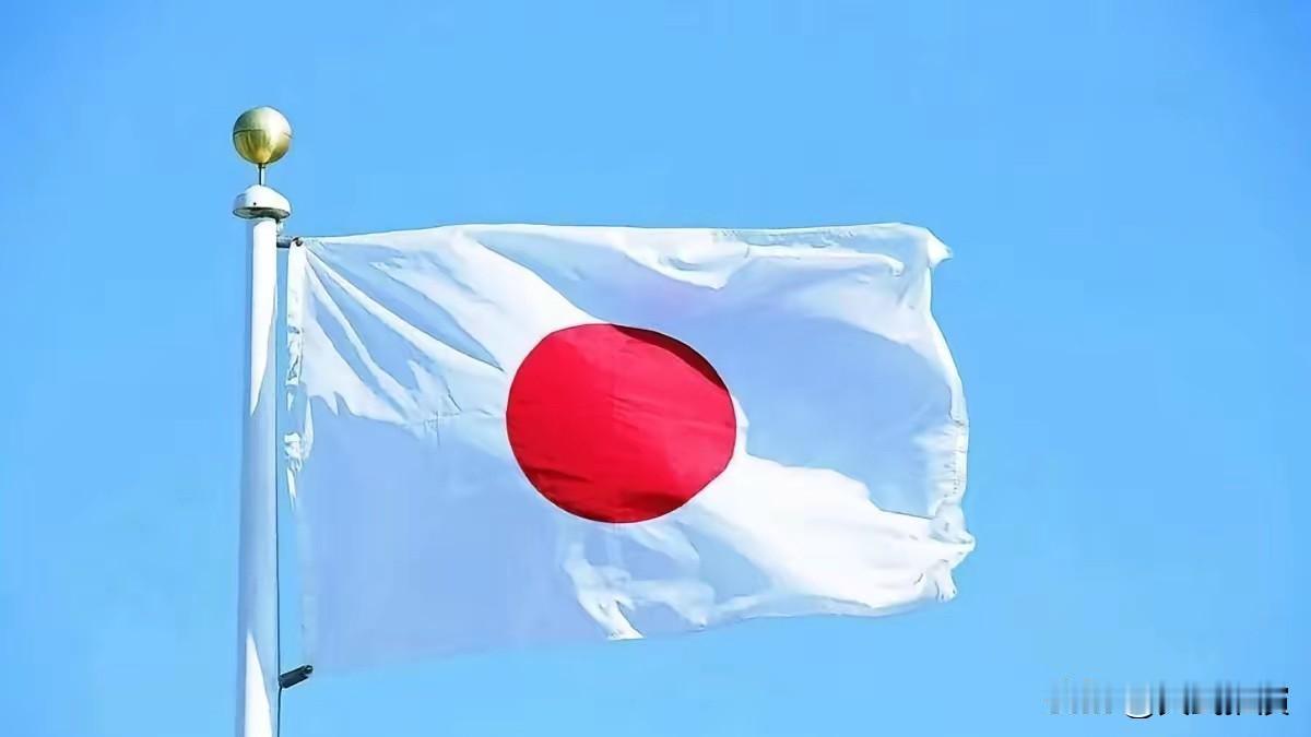 日本惊出一身冷汗！日本军舰刚挑衅性的经过台湾海峡，朝鲜直接朝着日本经济海域方向发