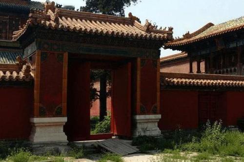 我有一个疑问，二战时日本战败，为什么琉球国没有复国？琉球国就是日本冲绳，本来是我