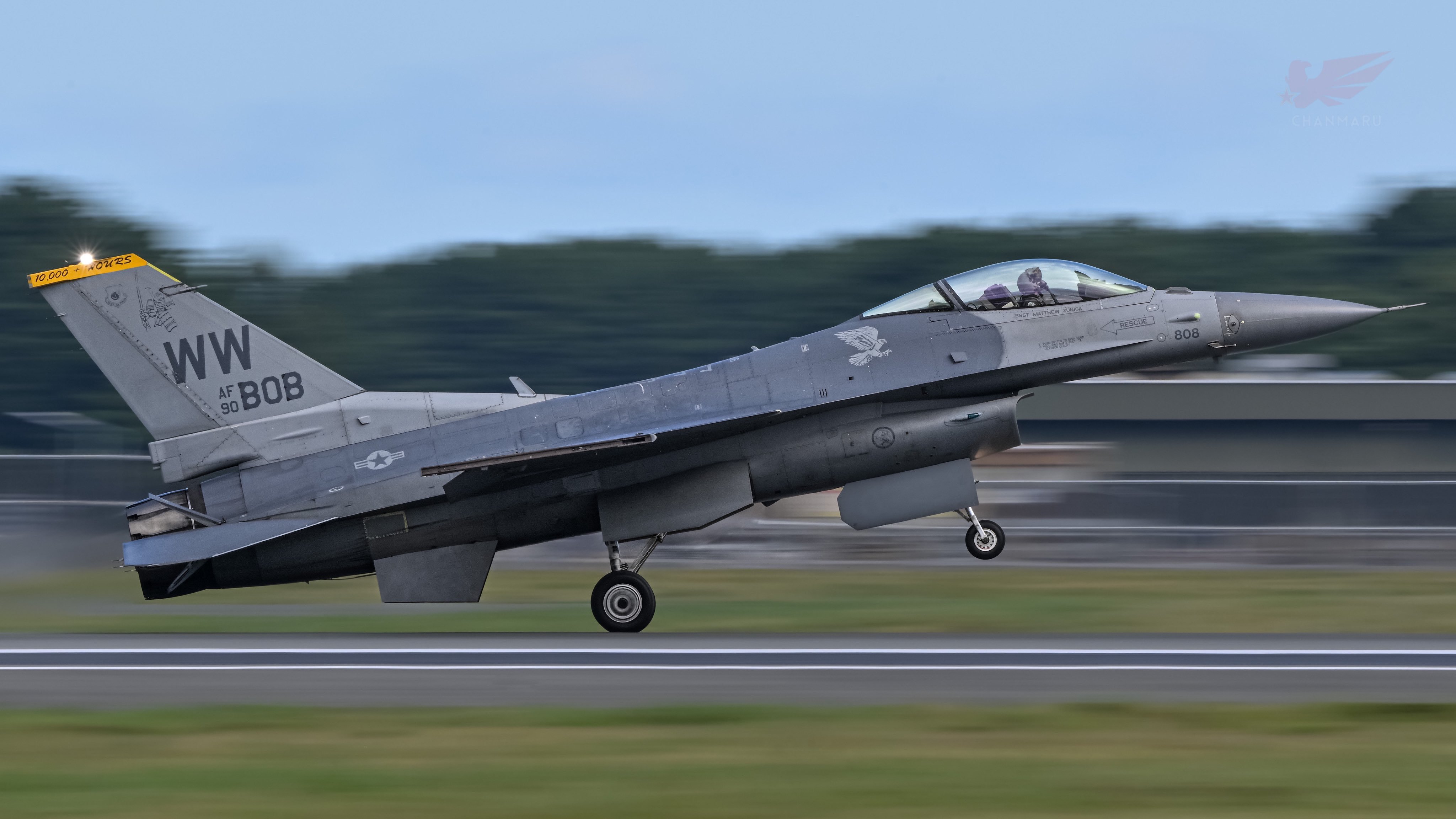 #今日战隼# F-16CM 90-808 ​​​