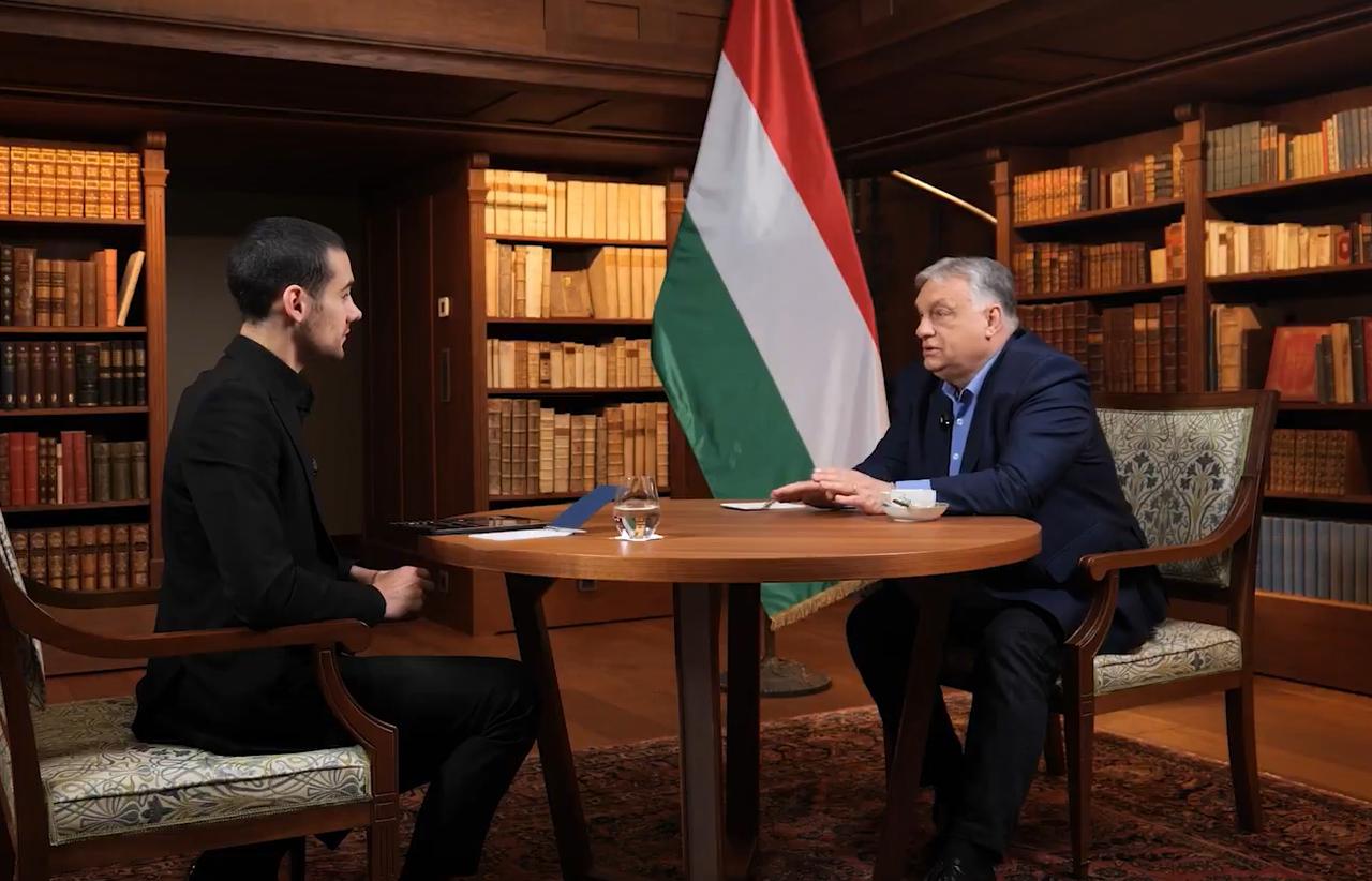 据俄新社3月25日报道，匈牙利总理欧尔班在采访中表示，欧洲已误判全球趋势并落后于