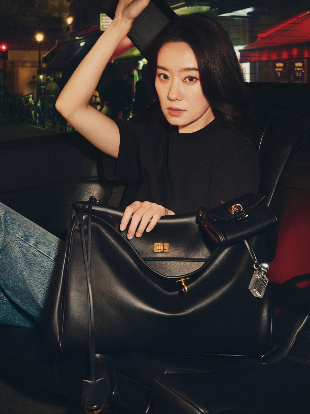 张小斐 杨超越作为品牌挚友出镜Balenciaga新创意总监Pierpaolo 