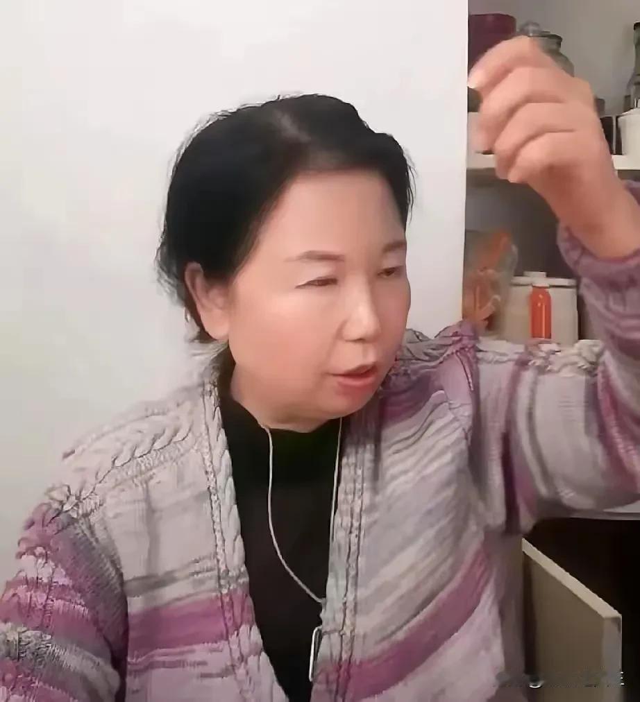 离谱！用救命钱买房，还逼恩人“自证不是好人”才还钱？
 
“你写个‘说明书’承认